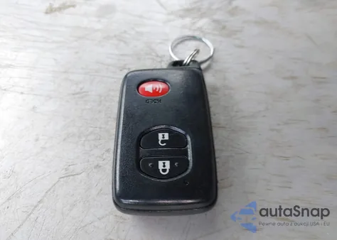 2011 Toyota Prius Two from USA, damaged, VIN JTDKN3DU0B0259311